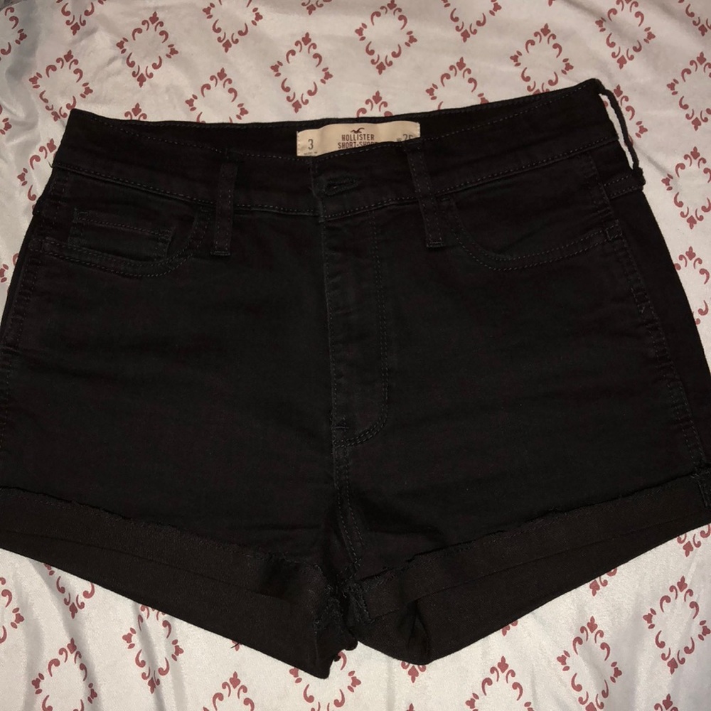 Hollister high waisted shorts